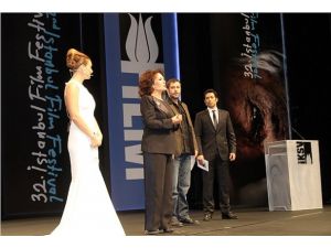 Ödüller sahiplerini buldu