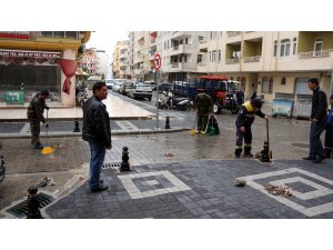 Marmaris'te apartmana yıldırım düştü