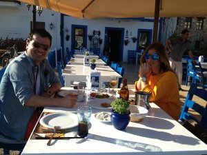 Hüseyin Durmaz eşi Nazlı Durmaz’la Yemek yedi