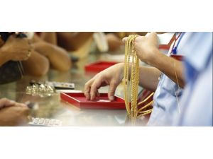 Altın düşmekle "pul" olmuyor