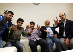 Çözüm sürecine "işaret diliyle" destek