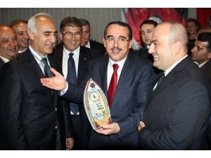 Bu süreç çok konuşmaktan adım atma sürecidir