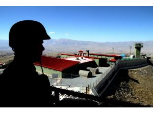 İntihar eden askerler