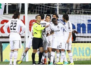 Taraftarını üzdü