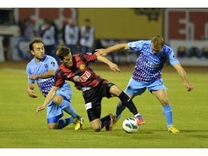 Fırtına deplasmanda "es"ti