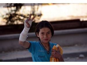 Savaş bölgesinde çocuk olmak