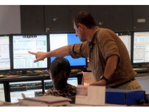 Kadınlar evden çıkıyor 