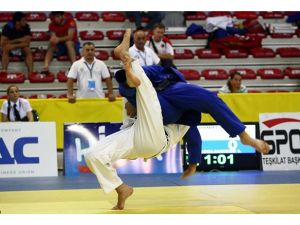 Hedef altın madalya