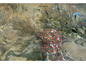 Pakistan'da 6,2 şiddetinde deprem