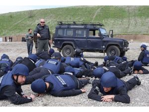 AA'da 3. dönem savaş muhabirliği eğitimi