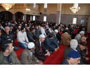 İsveç'te minareden ilk ezan okundu