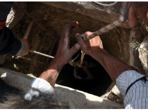 Düştüğü kuyuda iki gün kurtarılmayı bekledi