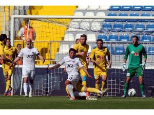 Eskişehirspor deplasmanda kazandı