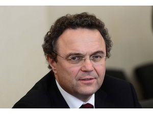 Çifte vatandaşlık entegrasyonu geciktiriyor