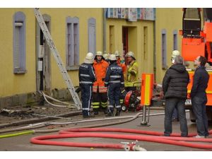 Almanya'da "şüpheli" yangın