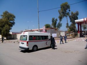 Bağdat'ta iki camiye bombalı saldırı