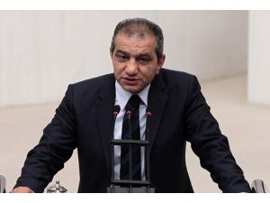 Zeyid Aslan komisyondan istifa etti