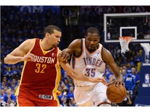 Ömer Aşık 'double-double' yaptı 