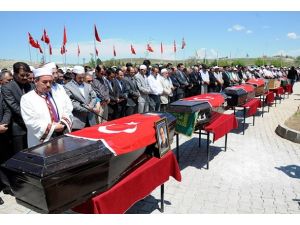 Kazada hayatını kaybedenlere hüzünlü veda