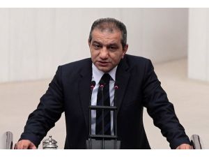 Meclis'ten ve tüm kadınlardan özür diliyorum