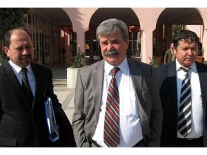 Özgüven Türkiye'ye döndü