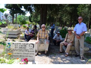 Karikatürist Küçük, ölümünün 12. yılı dolayısıyla mezarı başında anıldı