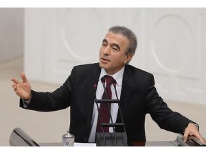 Komisyon başkanı seçildi