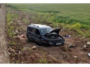 Midibüs şarampole yuvarlandı: 10 yaralı