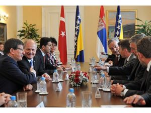 Ziyaret sorununu Davutoğlu çözdü