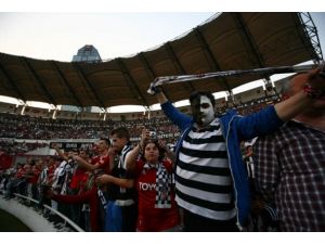 Kartal İnönü'ye vedaya hazırlanıyor