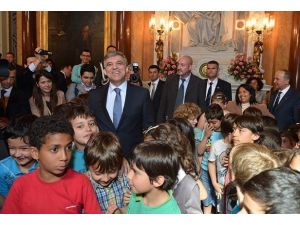 Gül, Twitter'da Portekiz gezisini anlattı