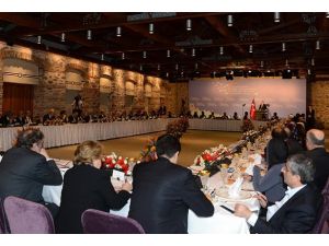 Erdoğan "Akil İnsanlar" ile buluştu