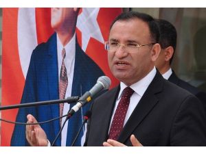 Anayasa değişmezse fiilen yarı başkanlık olur