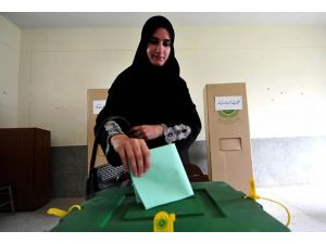 Pakistan halkı sandık başına gidiyor