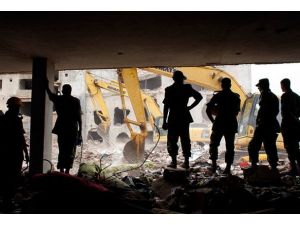 Bangladeş'te ölü sayısı 1127 oldu