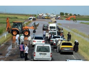 Diyarbakır'da sel yaşamı olumsuz etkiledi