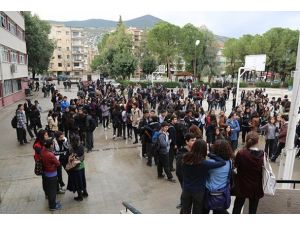 Liselere "19 Mayıs" tatili