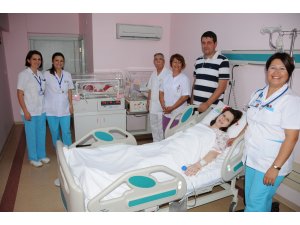 Özel Marmaris Hastanesinde İkiz Bebek Sevinci