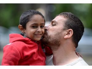 Suriyeli Ammar'a, Başbakan Erdoğan sahip çıktı