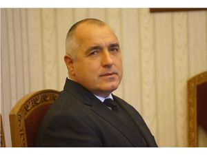 Seçimin galibi seçimin iptalini istedi