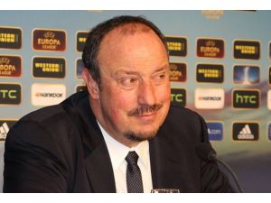 Benitez futbol tarihine geçti