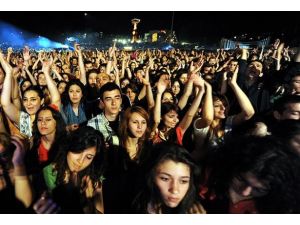 Türkiye nüfusunun yüzde 16,6'sı genç