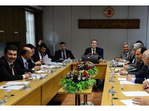 Komisyon akademisyenleri dinleyecek