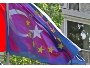 AB'ye "vizesiz seyahat" çağrısı