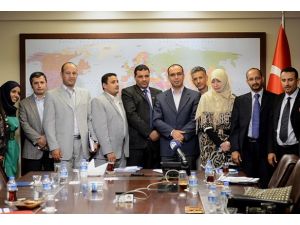 Yemenli gazeteciler AA'yı ziyaret etti