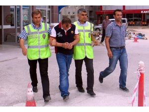 Emniyetin kasasını soydular