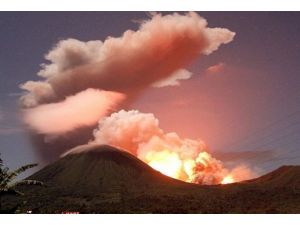 Copahue Yanardağı faaliyete geçti