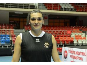 Esra'dan milli takıma veda sinyali