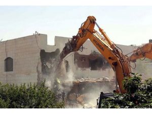 İsrail askerleri, Kudüs'te Filistinlilere ait binayı yıktı