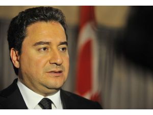 Gıpta ile izleniyoruz